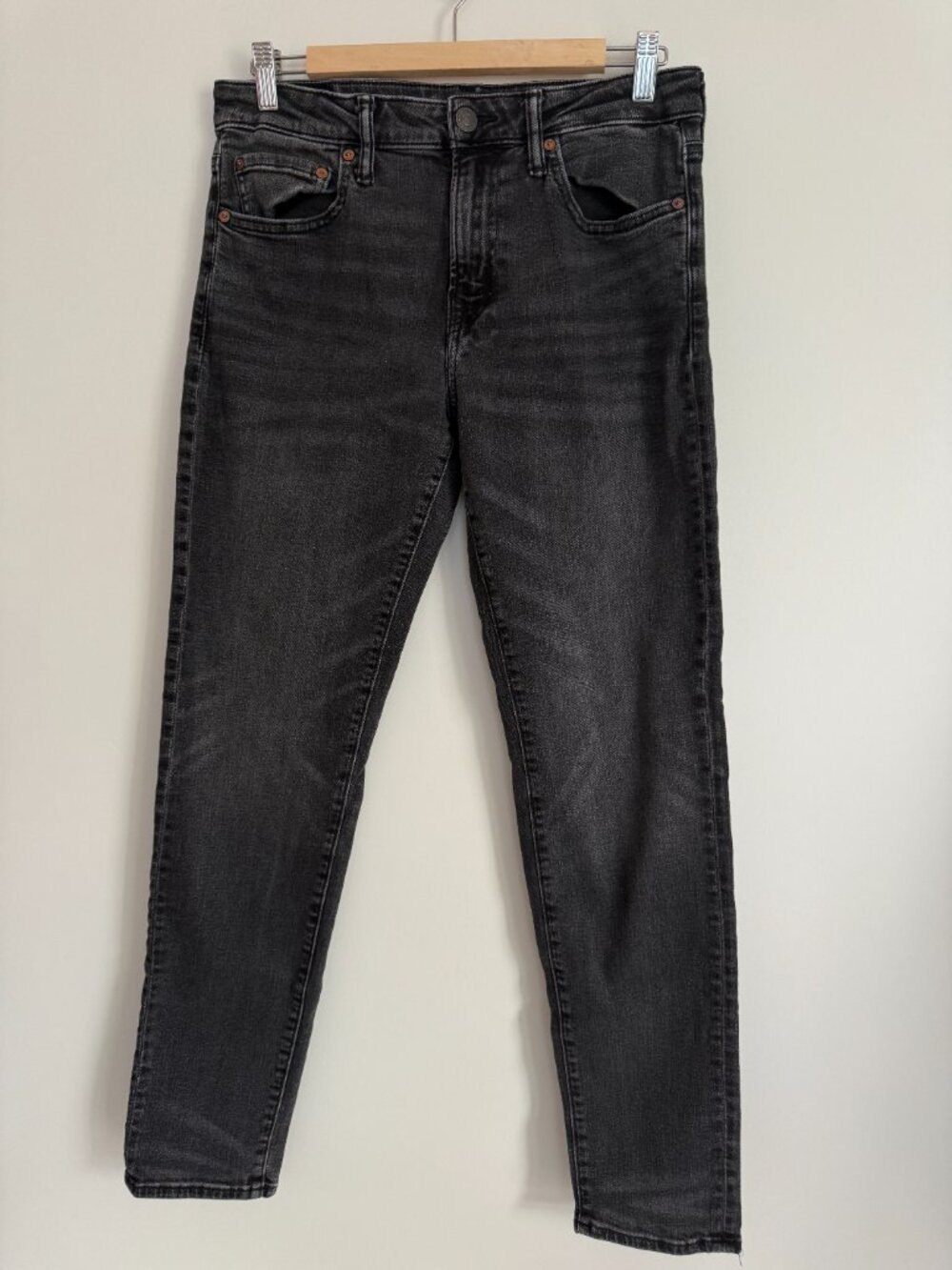 American Eagle Women Skinny Jeans Faded Black Stretch Denim Size 30